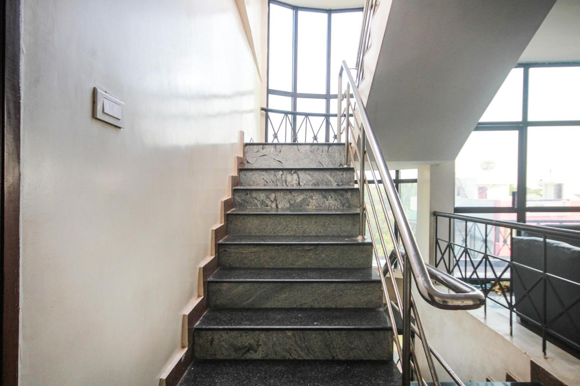 Hotel O Lk Residency Tindivanam Zewnętrze zdjęcie